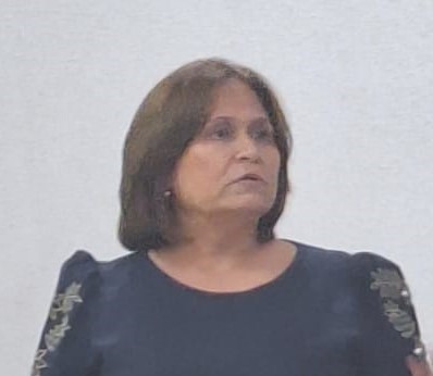 Helen de Castro Silva Casarin