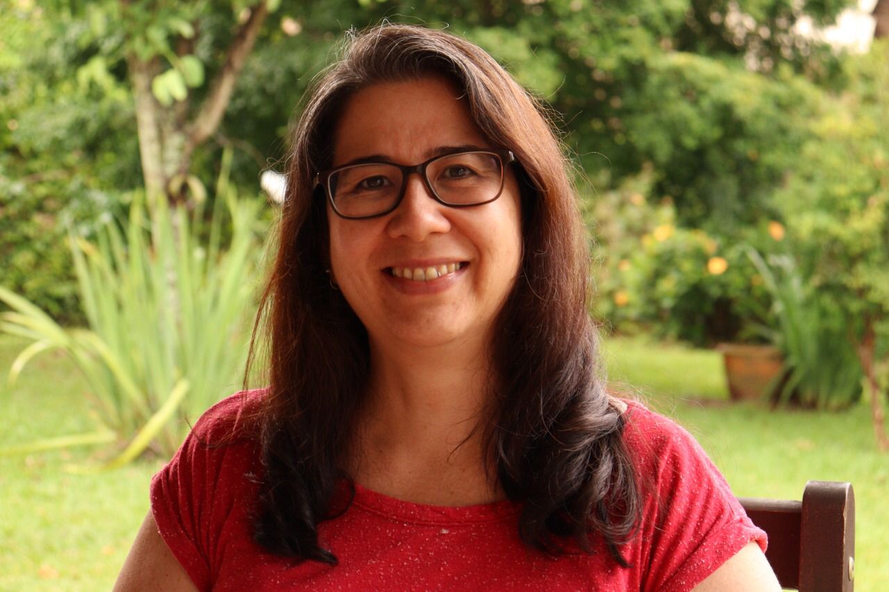 Flávia Bezerra de Menezes Hirata-Vale