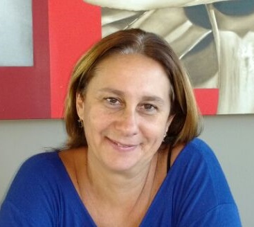 Cristina Broglia Feitosa de Lacerda